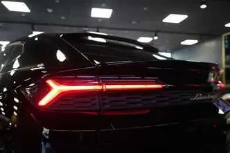 Lamborghini Urus, 4.0, 588 kW, bensiin, automaat, nelikvedu