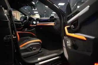 Lamborghini Urus, 4.0, 588 kW, bensiin, automaat, nelikvedu