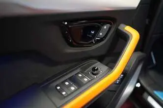 Lamborghini Urus, 4.0, 588 kW, bensiin, automaat, nelikvedu