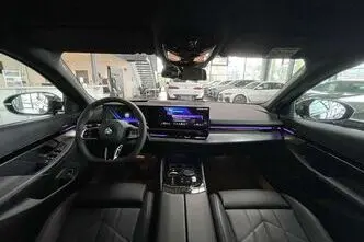 BMW 520, 2.0, 145 kW, diisel, automaat, tagavedu