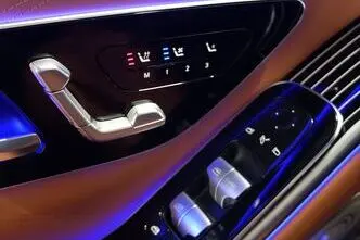 Maybach S680 4matic, 6.0, 450 kW, bensiin, automaat, nelikvedu