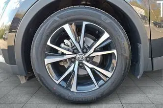 Toyota C-HR, 1.8, 72 kW, hübriid, automaat, esivedu