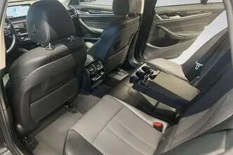 BMW 530, 3.0, 195 kW, diesel, automatic, four-wheel drive
