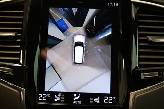 Volvo XC90, 2.0, 228 kW, plug-in hybrid, automatic, four-wheel drive