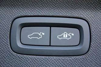 Volvo XC90, 2.0, 228 kW, plug-in hybrid, automatic, four-wheel drive