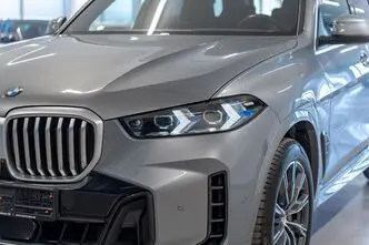 BMW X5, 3.0, 210 kW, hybrid, automatic, four-wheel drive