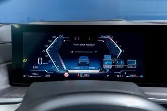 BMW X5, 3.0, 210 kW, hybrid, automatic, four-wheel drive