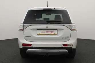Mitsubishi Outlander, 2.0, 89 kW, plug-in hybrid, automatic, four-wheel drive