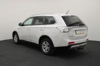 Mitsubishi Outlander, 2.0, 89 kW, plug-in hybrid, automatic, four-wheel drive