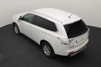 Mitsubishi Outlander, 2.0, 89 kW, plug-in hybrid, automatic, four-wheel drive