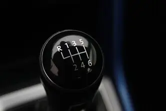 Volkswagen T-Roc, 1.5, 110 kW, bensiin, manuaal, esivedu