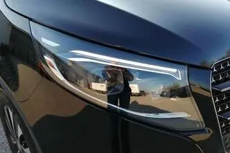 Mercedes-Benz V 300, 2.0, 174 kW, diesel, automatic