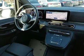 Mercedes-Benz V 300, 2.0, 174 kW, diesel, automatic