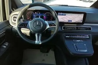 Mercedes-Benz V 300, 2.0, 174 kW, diesel, automatic