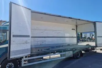 Volvo FL260 4X2, 195 kW, diisel, automaat