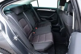 Volkswagen Passat, 1.4, 110 kW, bensiin, automaat