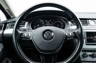 Volkswagen Passat, 1.4, 110 kW, bensiin, automaat
