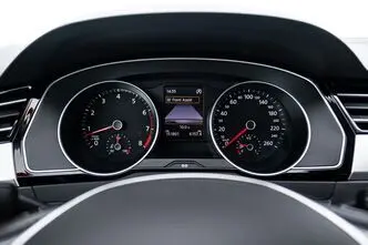 Volkswagen Passat, 1.4, 110 kW, bensiin, automaat