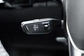 Audi e-tron, 300 kW, electric, automatic, four-wheel drive