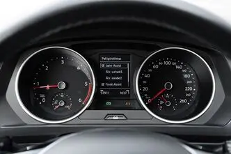 Volkswagen Tiguan, 2.0, 110 kW, дизель, автомат