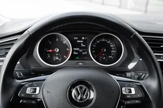 Volkswagen Tiguan, 2.0, 110 kW, дизель, автомат