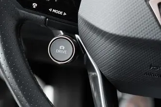 Cupra Born, 170 kW, электричество, механическая