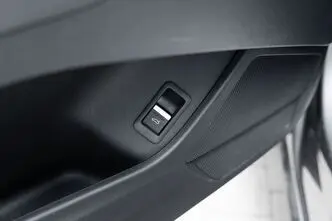 Audi Q4 e-tron, 150 kW, elekter, automaat, tagavedu