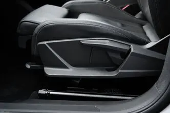 Audi Q4 e-tron, 150 kW, elekter, automaat, tagavedu