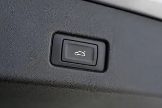 Audi Q4 e-tron, 150 kW, elekter, automaat, tagavedu