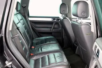 Volkswagen Touareg, 2.5, 128 kW, diesel, automatic, four-wheel drive