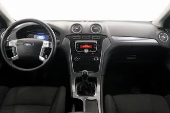 Ford Mondeo, 2.0, 107 kW, petrol, manual, front-wheel drive