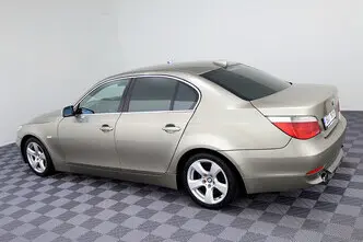 BMW 520, 2.2, 125 kW, petrol, automatic, rear-wheel drive