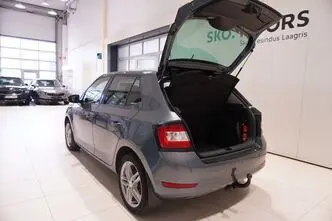 Škoda Fabia, 1.0, 55 kW, бензин, механическая, передний привод
