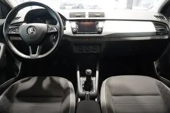 Škoda Fabia, 1.0, 55 kW, бензин, механическая, передний привод