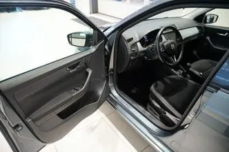 Škoda Fabia, 1.0, 55 kW, бензин, механическая, передний привод