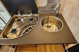Laika ECOVIP, 2.2, 103 kW, diisel, automaat, esivedu
