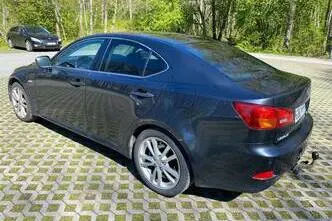 Lexus IS 220, 2.2, 130 kW, дизель, механическая, задний привод