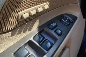 Lexus IS 220, 2.2, 130 kW, дизель, механическая, задний привод