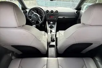 Audi TT, 2.0, 147 kW, бензин, механическая, передний привод