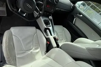 Audi TT, 2.0, 147 kW, бензин, механическая, передний привод