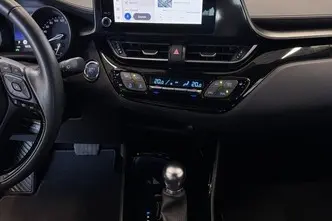 Toyota C-HR, 1.8, 72 kW, гибрид, автомат, передний привод