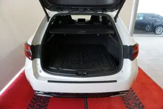 Toyota Corolla, 1.8, 103 kW, hübriid, automaat, esivedu