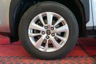 Toyota Yaris Cross, 1.5, 92 kW, bensiin, manuaal, esivedu
