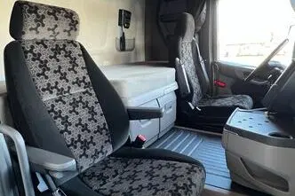 Scania, 12.7, 397 kW, дизель, автомат, задний привод