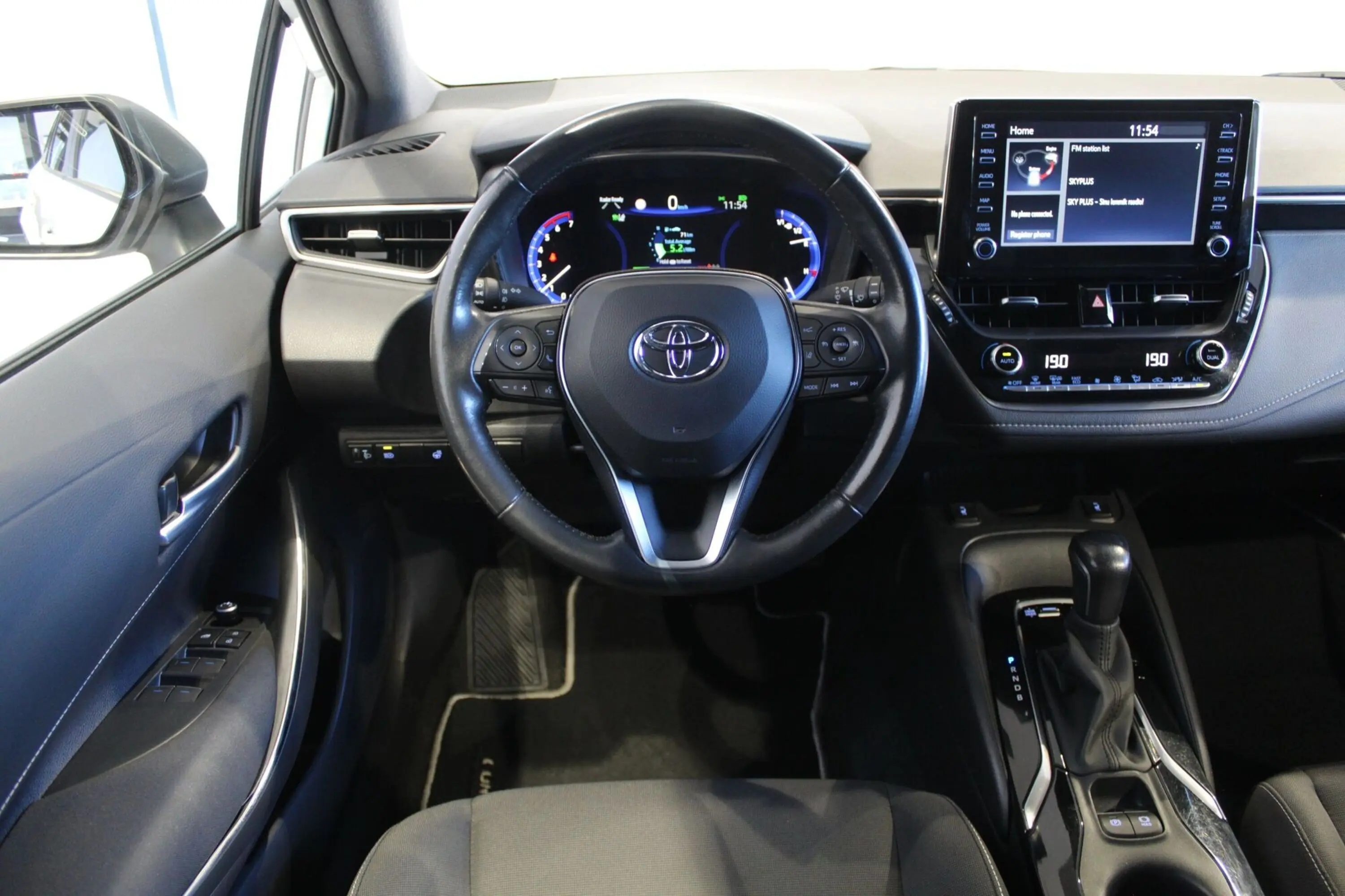 Toyota Corolla, 1.8, 72 kW, hübriid, automaat, esivedu