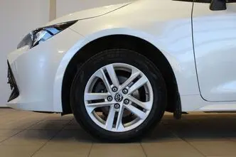 Toyota Corolla, 1.8, 72 kW, hübriid, automaat, esivedu