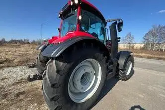Valtra T255V, 185 kW