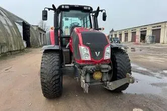Valtra T163