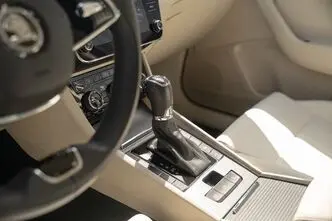 Škoda Superb, 2.0, 110 kW, дизель, автомат, передний привод