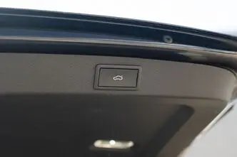 Škoda Superb, 2.0, 110 kW, дизель, автомат, передний привод